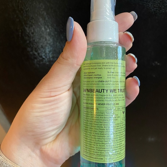 Power Up Setting Mist - Picture 6 of 8